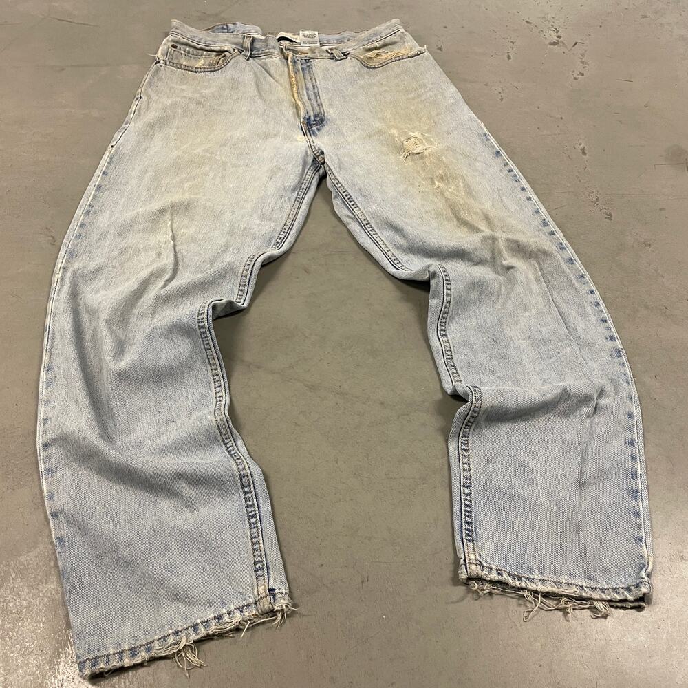 Vintage y2k baggy distressed Levi’s 560 jeans 34x32